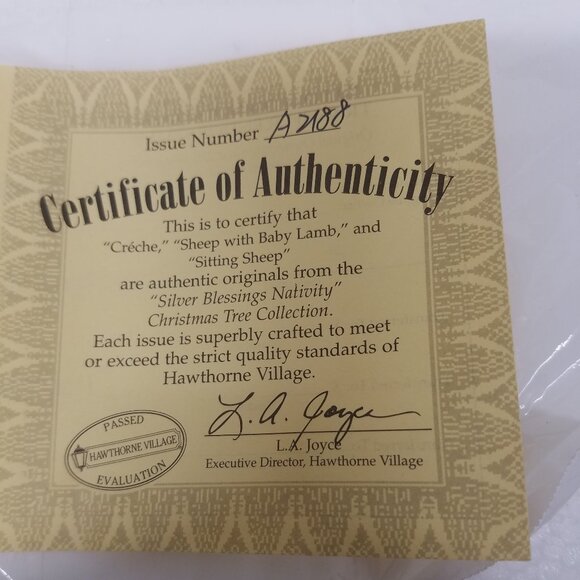 Silver Blessings Nativity Christmas Tree Collection Creche Nativity Stable - Picture 10 of 11